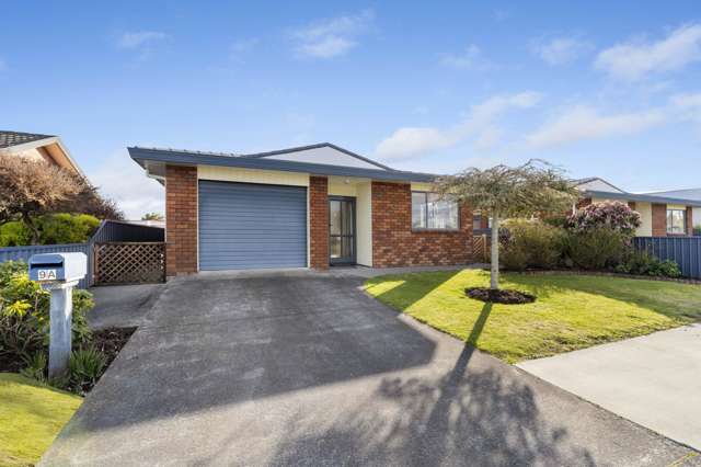 SPACIOUS TOWNHOUSE IN PRIME LOCATION