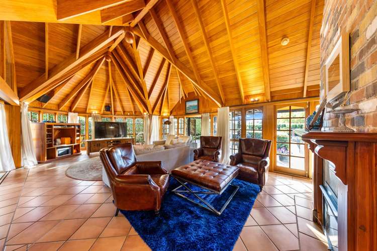 139 Long Drive St Heliers_19