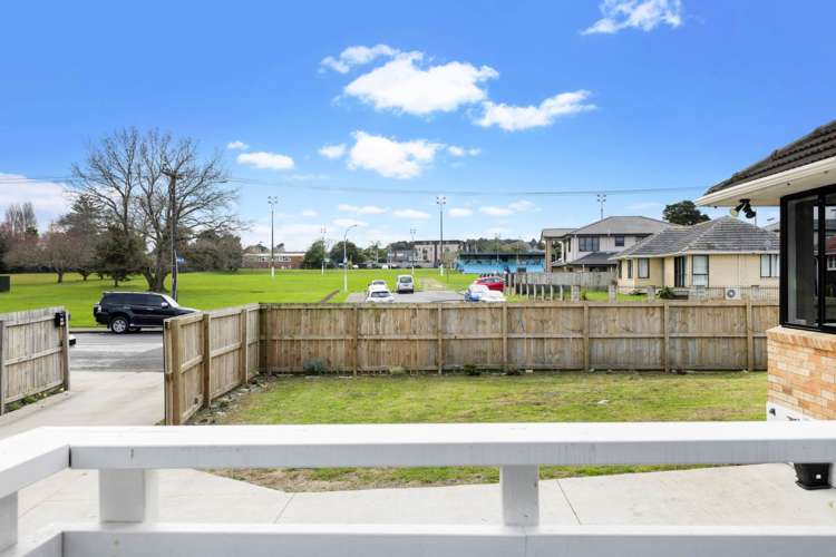 17 McAnnalley Street Manurewa East_14