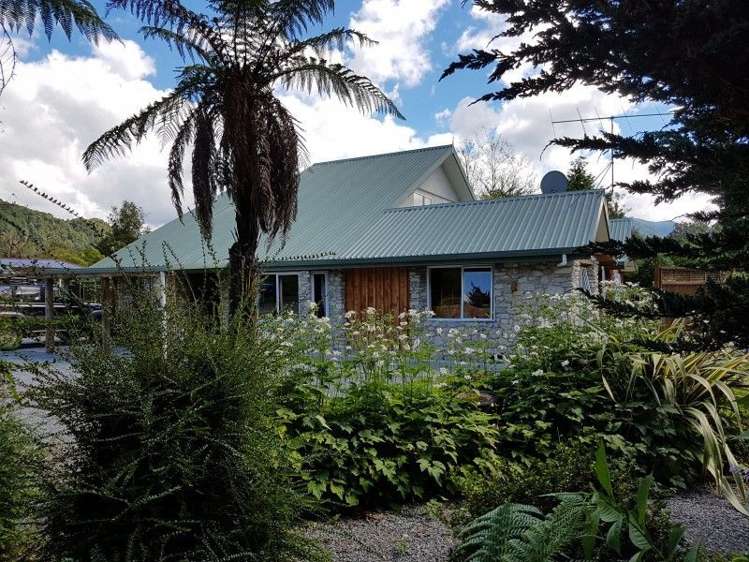 9 Cromwell Street Murchison_0