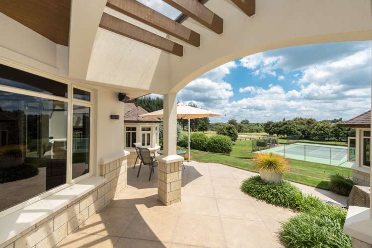 365 Holmwood Drive Ngahinapouri_26