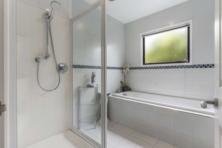 17 Piriti Drive Te Atatu Peninsula_13