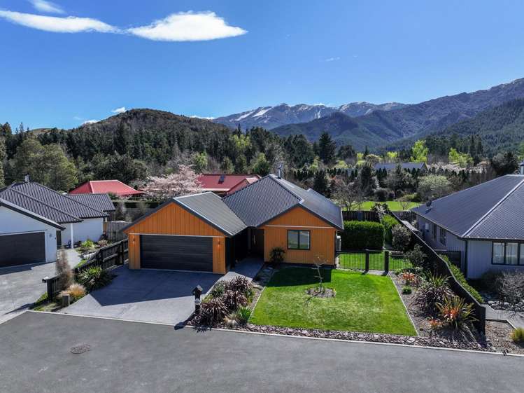 6 Dumblane Way Hanmer Springs_18