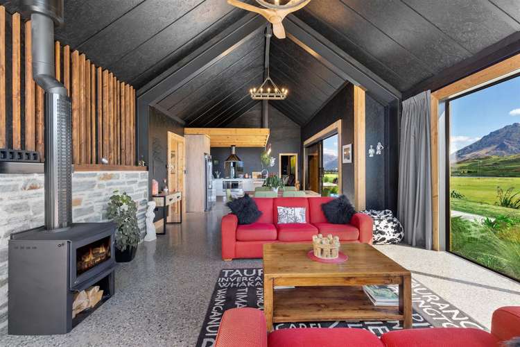 11 Cunninghams Drive Jacks Point_5