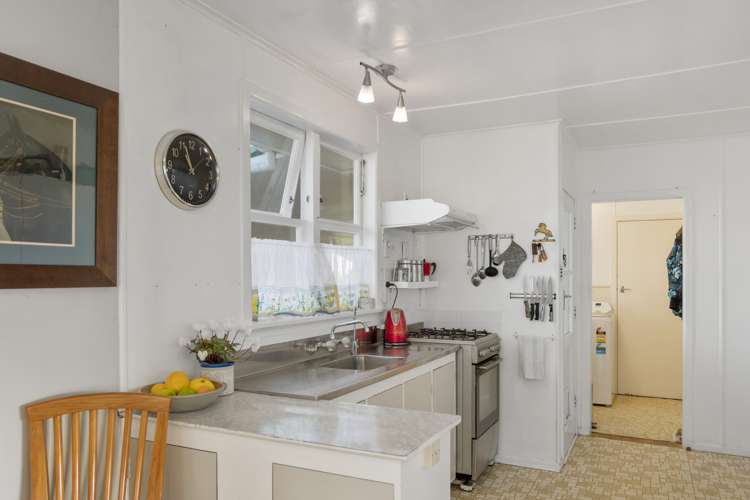 51 Thames Road Paeroa_13