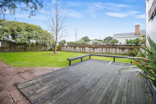 11/32 Blockhouse Bay Road Avondale_2