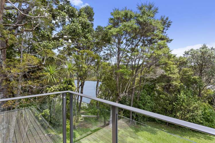 9 Arapito Road Titirangi_5
