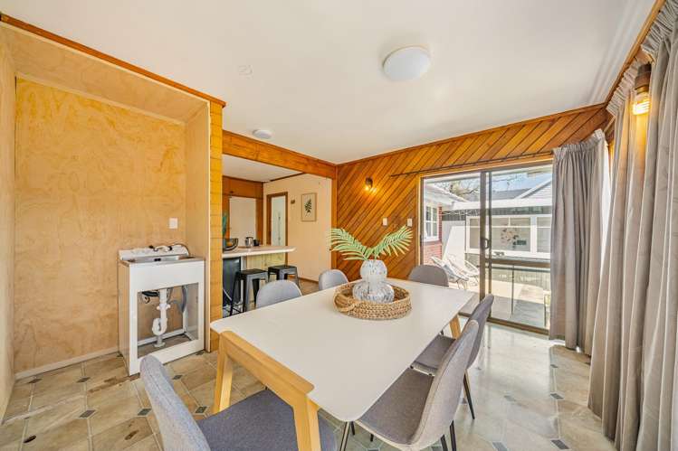 11 York Avenue Heretaunga_10