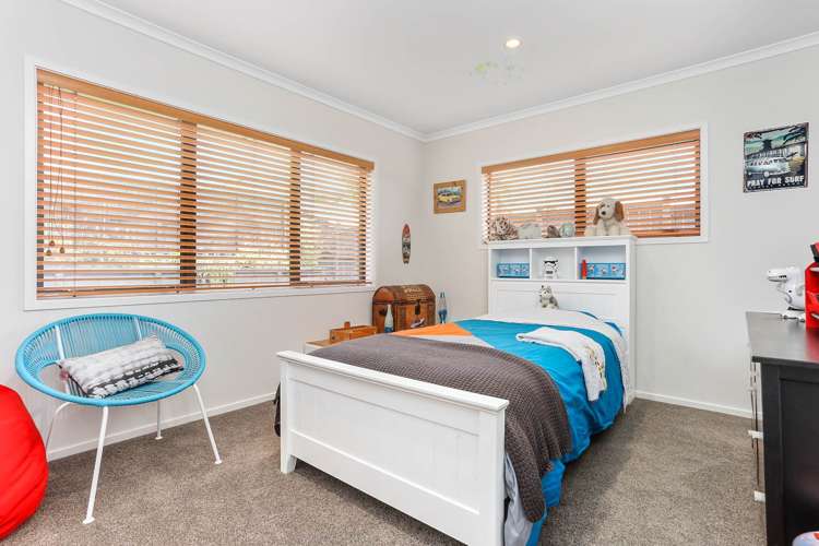 13 Eric Farley Drive Kumeu_10