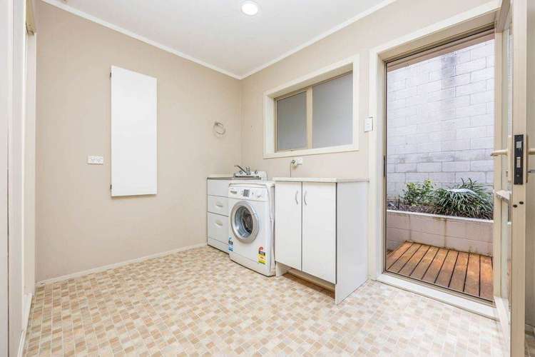 9A Pendene Place Forrest Hill_14