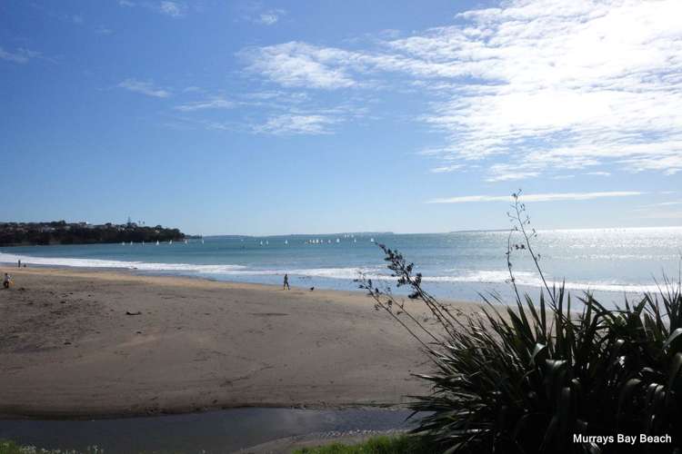 2/25 Churchill Road Murrays Bay_51