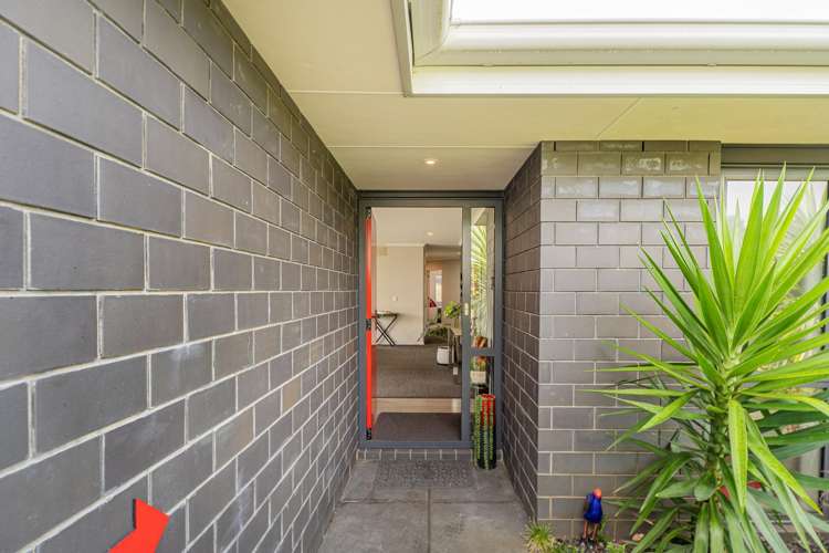 28 Motukorure Parade Cooks Beach_31