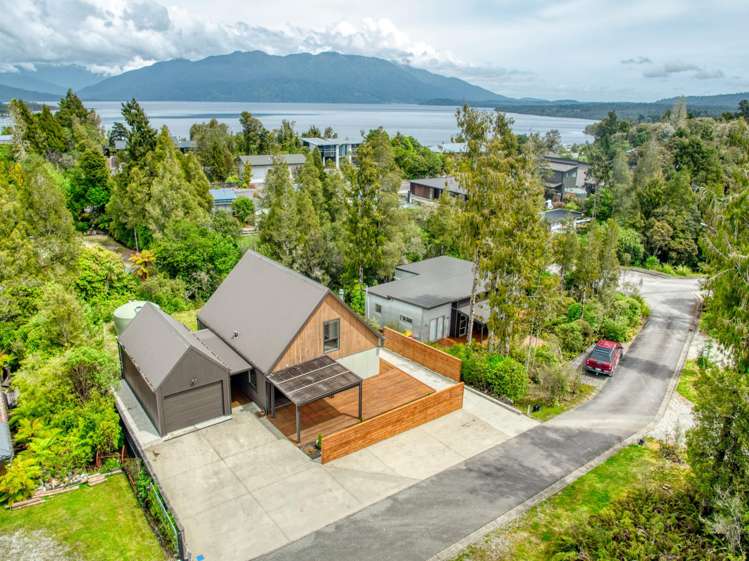 4 Red Harper Place Moana / Lake Brunner_2