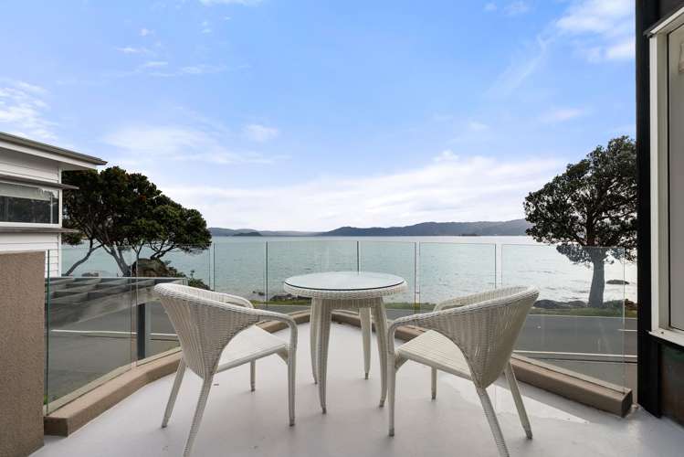 353A Karaka Bay Road Karaka Bays_1