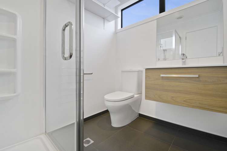 11 Frank Gill Road Hobsonville_16