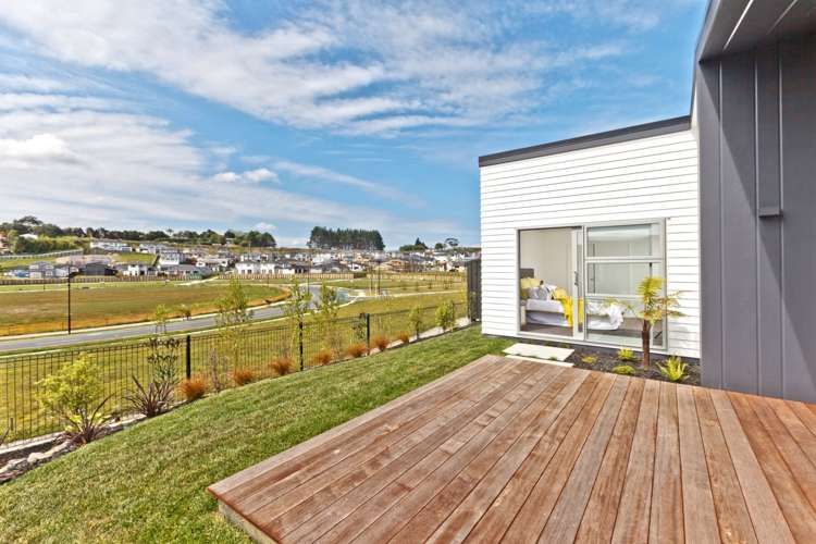 86 Colonial Drive Silverdale_4