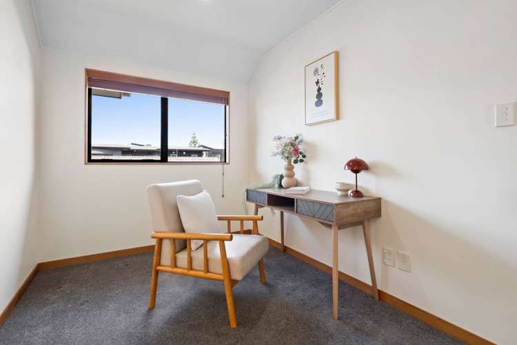 2/6 Eastern Beach Road Eastern Beach_5