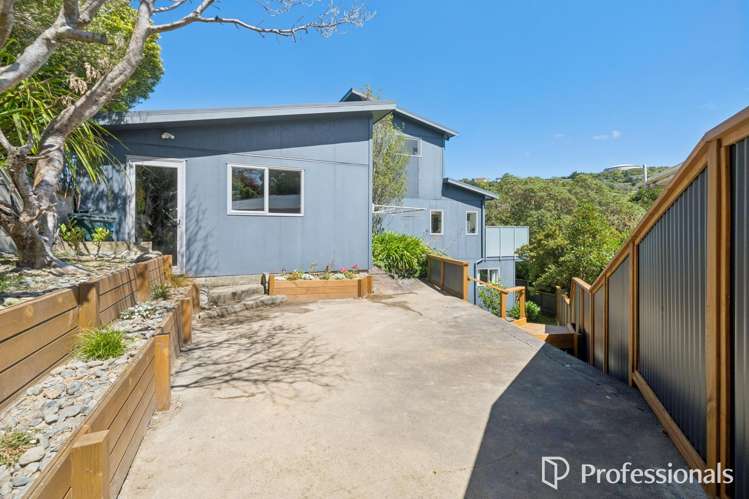 17 Martin Grove Normandale_24