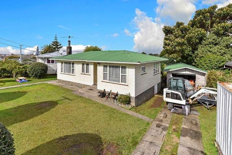 16 Tawa Crescent Manurewa_5