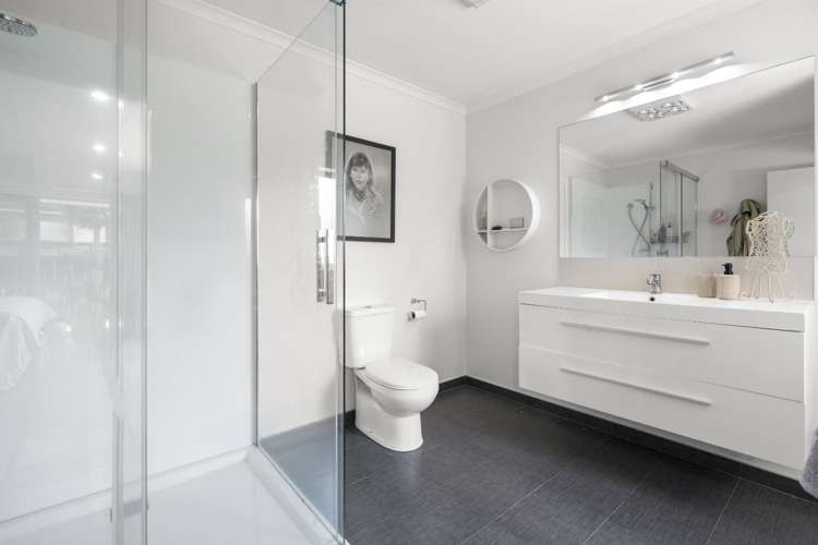 1 McKinnon Street 11373_10