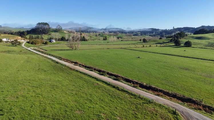 95 Masons Road Maromaku_16