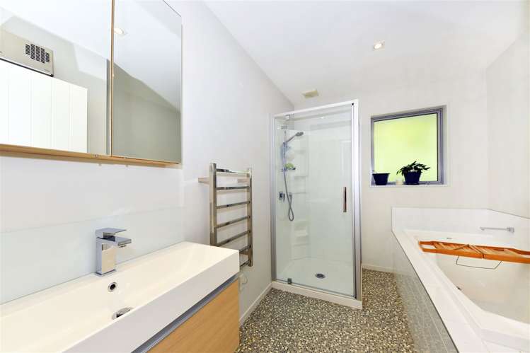 7 Hedge Close Halswell_11