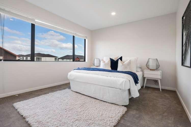 8 Thomas Rielly Avenue Hobsonville_13