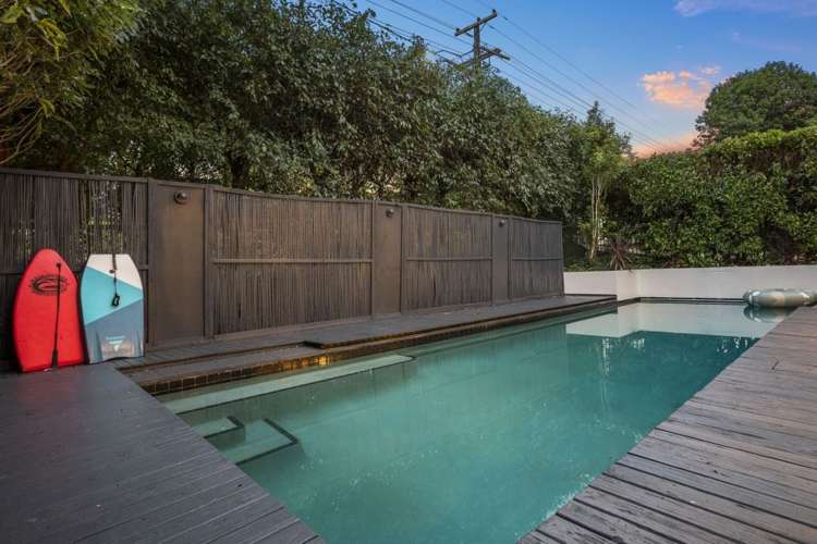 55 Churchouse Road Greenhithe_5