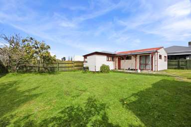 2 & 3/42 Hokonui Road_2