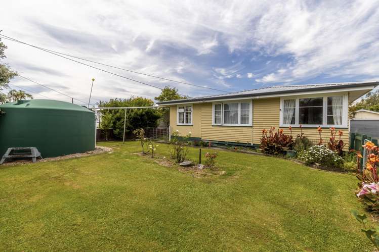 28 Main Street Marton_22