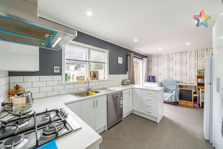 7 Whakataki Grove Waiwhetu_7