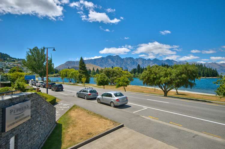 606/34 Lake Esplanade Queenstown_3