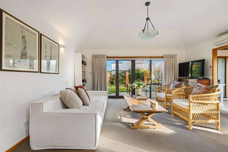 2 Royal Elm Lane Bryndwr_7