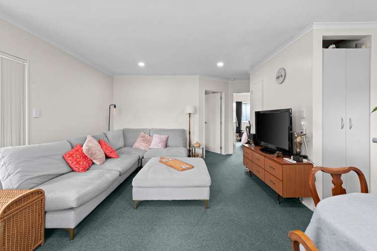 363 Cobham Drive Hillcrest_19