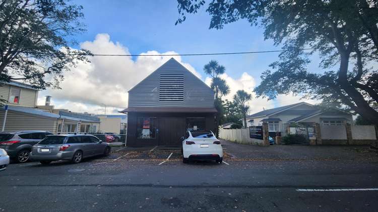 2B Empire Road Epsom_4