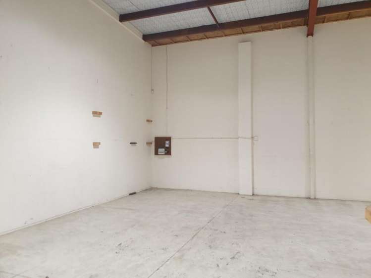 6/3034 Great North Road New Lynn_4