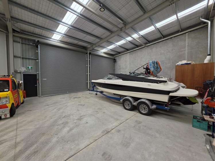 Unit 2, 39 Kairua Road Hornby_3