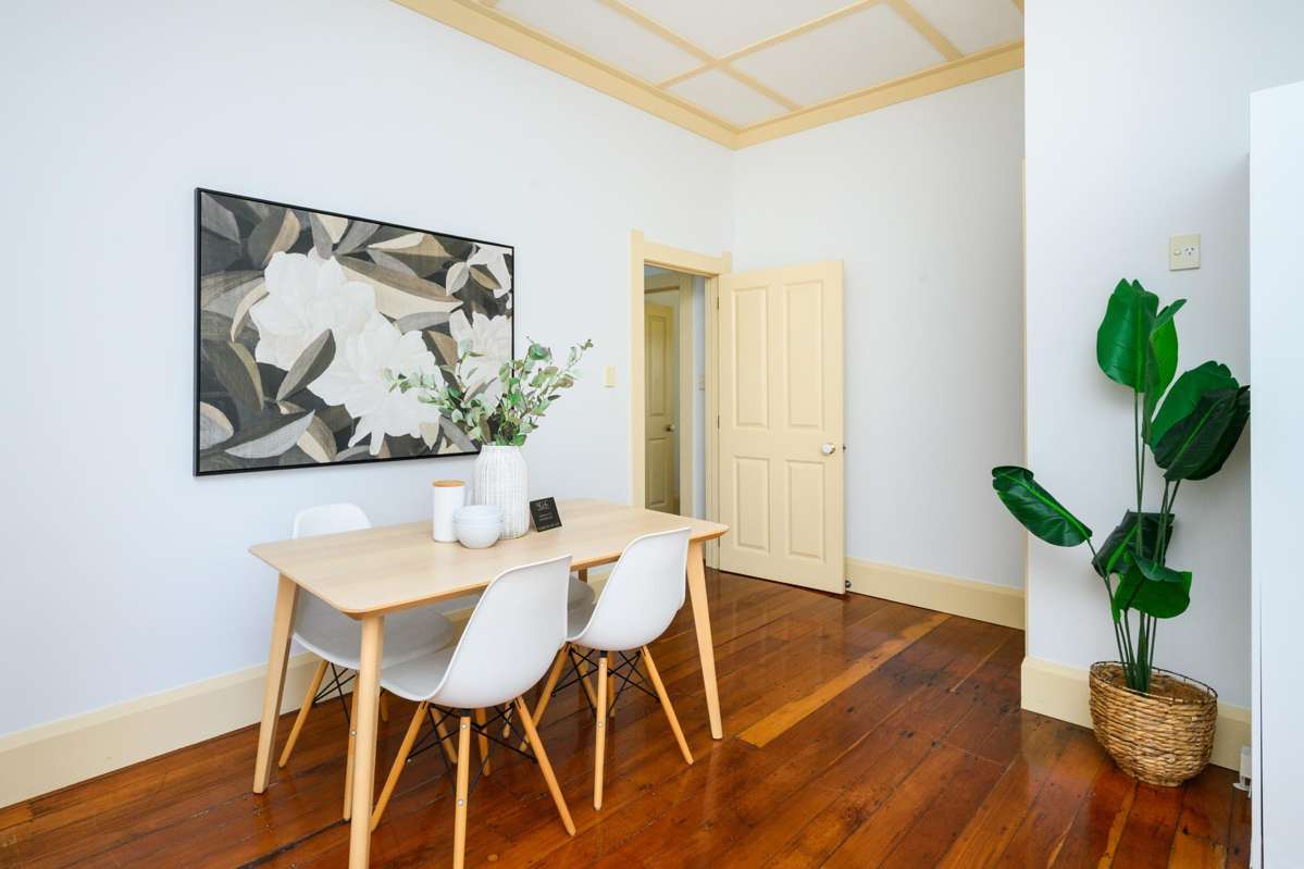 123 Riverside Drive_5