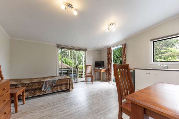 209 Victory Road Laingholm_17