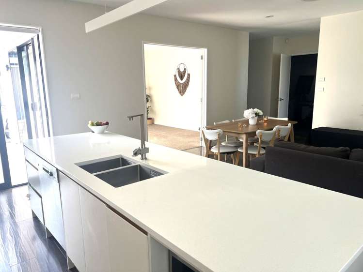 12 Papa Orchard Drive Kumeu_2