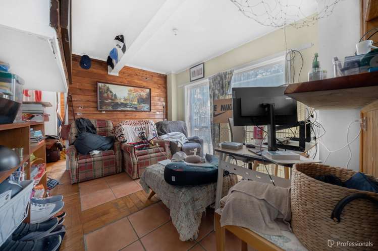 26 Clayton Avenue Otara_13