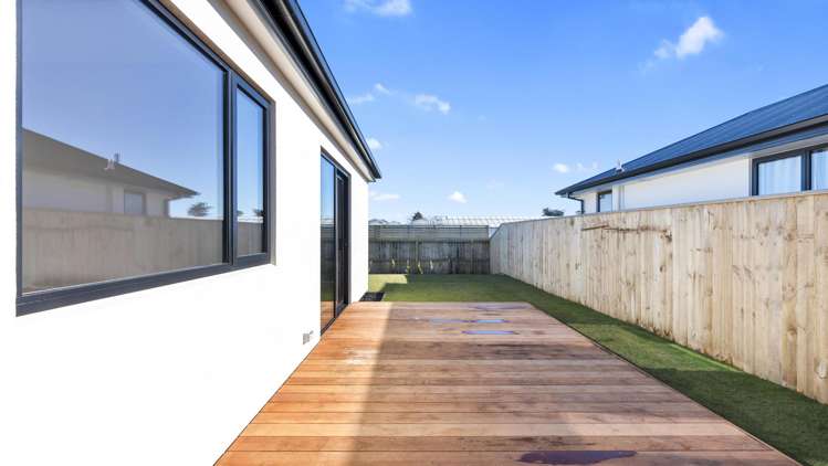42 River Stone Drive Halswell_6