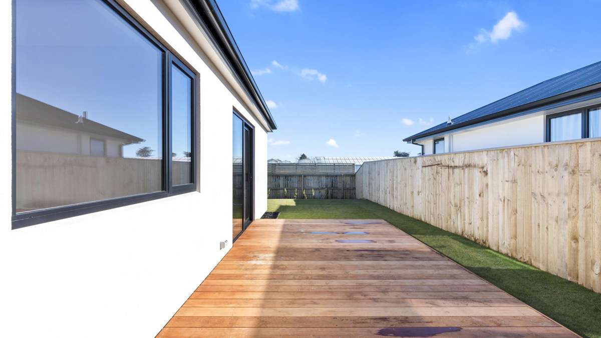 42 River Stone Drive_2