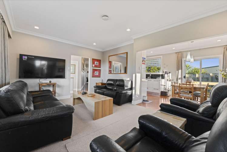 7 Climie Crescent Hawera_1