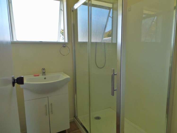 32 Heather Street Levin_2