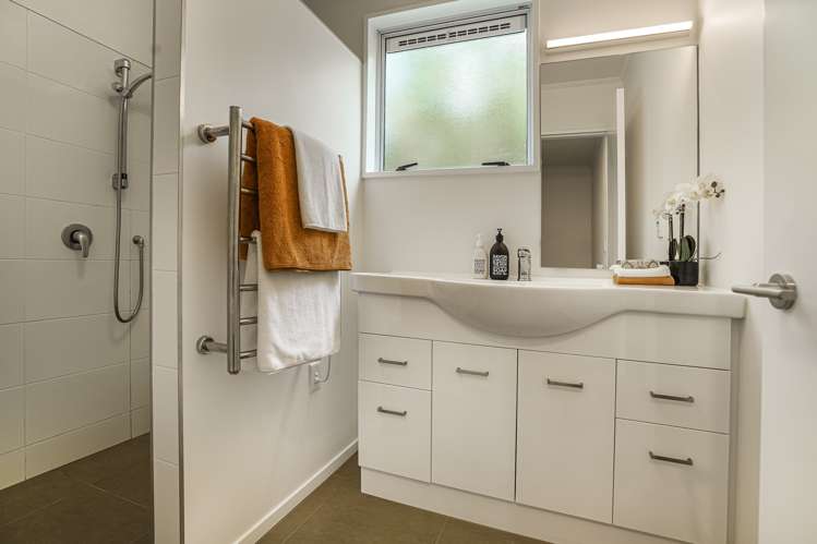 33b Salisbury Road Birkdale_20