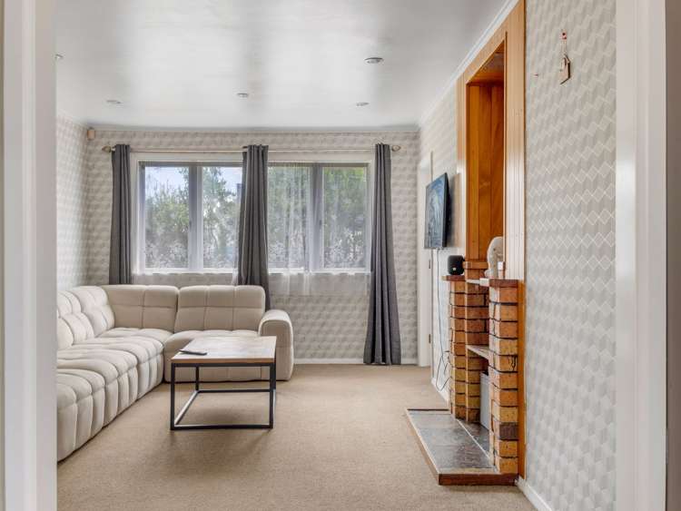 135 Clevedon Road Papakura_15