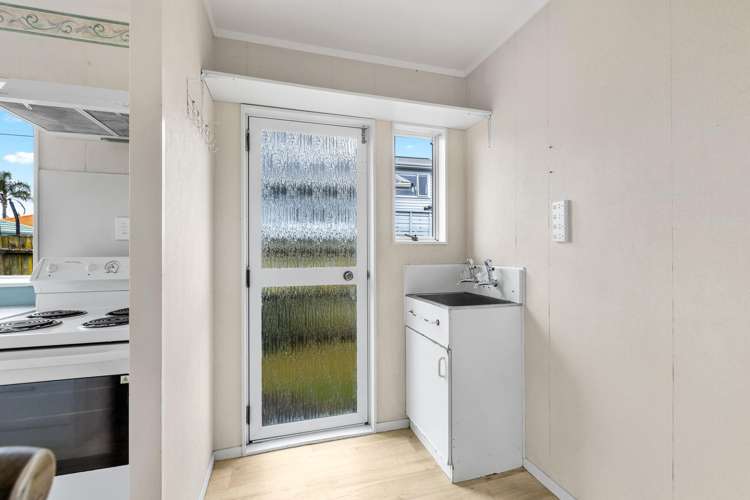 122 Florence Avenue Orewa_15