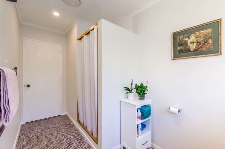 6a Rewarewa Crescent Waikanae_12