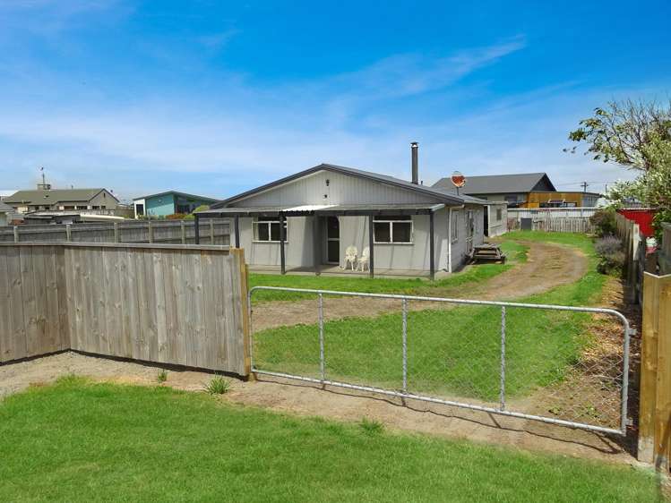 84 Seabury Avenue Foxton Beach_19